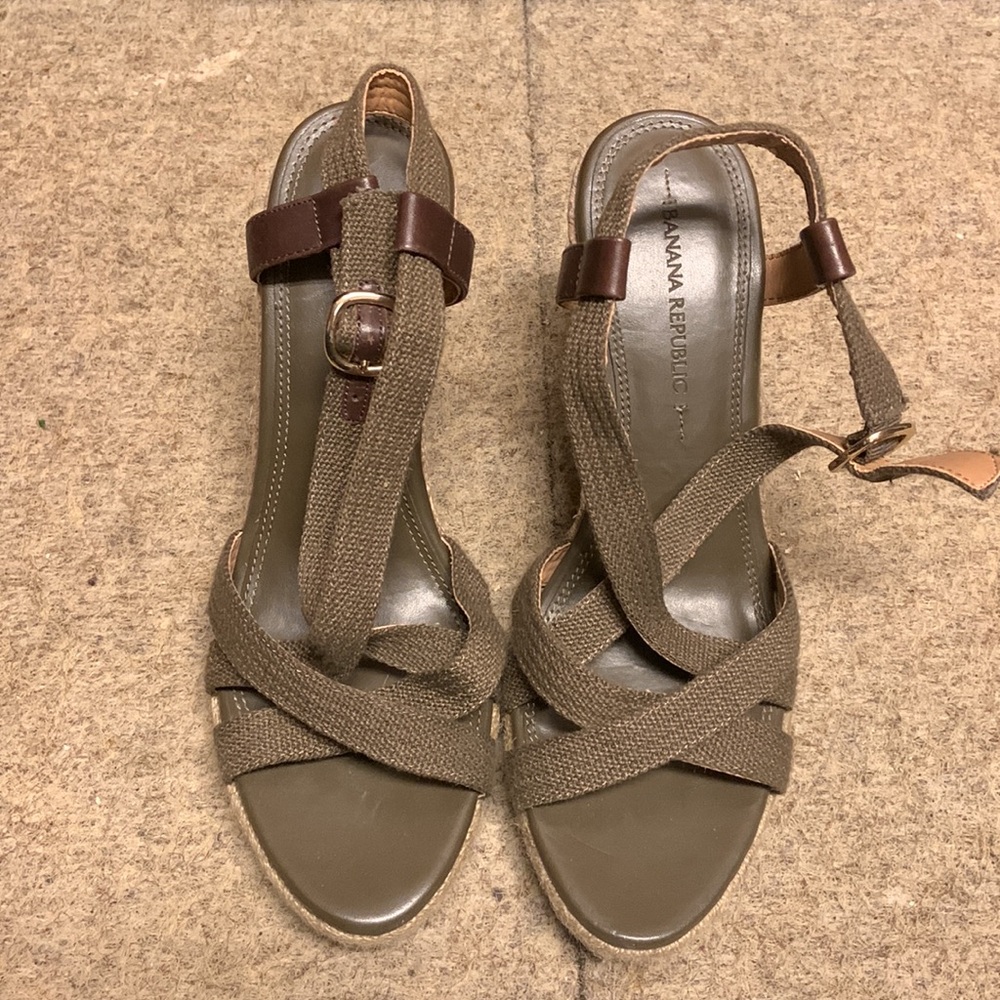 Banana Republic Canvas Shoes 8 View 2